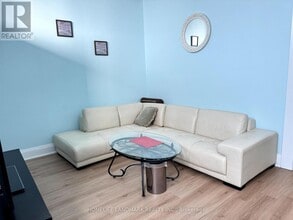 33 Luzon Ave in Markham, ON - Building Photo - Building Photo