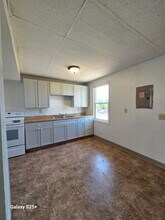 1413 NW Despain Ave in Pendleton, OR - Building Photo - Building Photo