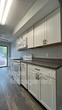 3405 Holdrege St in Lincoln, NE - Building Photo - Building Photo