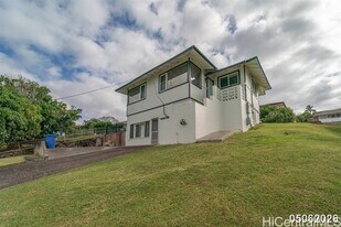 99-905-905 Aiea Heights Dr in Aiea, HI - Building Photo