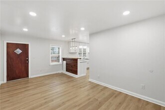 2281 Polar Rock Ave SW in Atlanta, GA - Building Photo - Building Photo