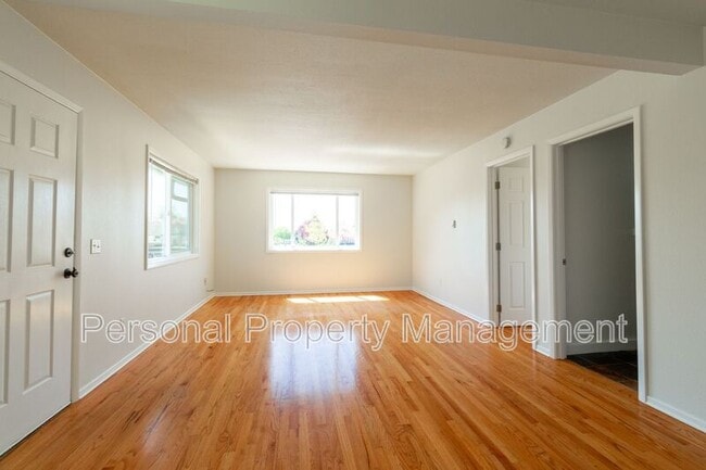 2404 E 13th St in Vancouver, WA - Building Photo - Building Photo