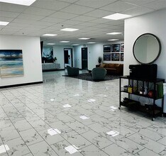 1100 Peters St in Dallas, TX - Building Photo - Building Photo