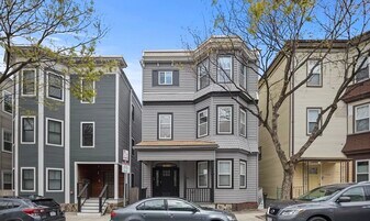 726 E 2nd St, Unit 3 in Boston, MA - Building Photo
