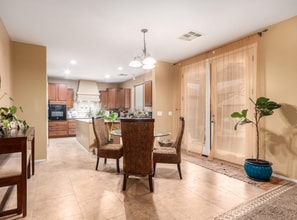 1825 S Rockwell St in Gilbert, AZ - Building Photo - Building Photo