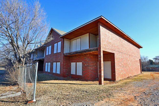 Pennsylvania Avenue Apartments in Oklahoma City, OK - Building Photo - Building Photo