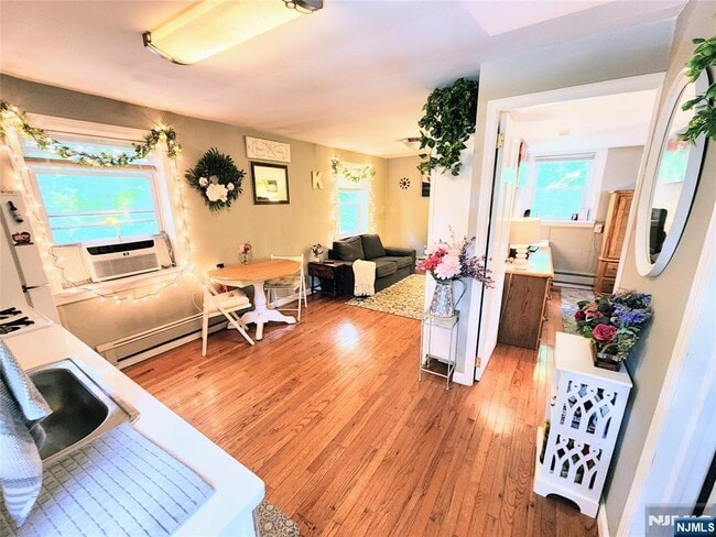 274 Franklin Turnpike in Ridgewood, NJ - Building Photo - Building Photo