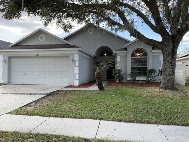 property at 1527 Firewheel Dr