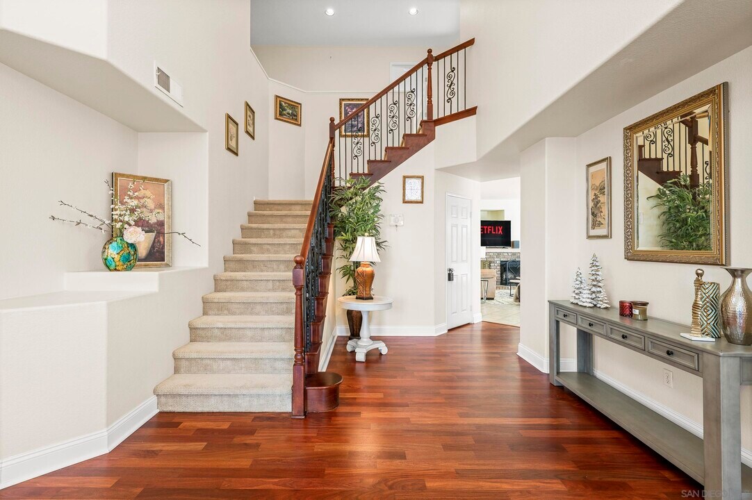 1313 Paseo Hermosa in Oceanside, CA - Building Photo