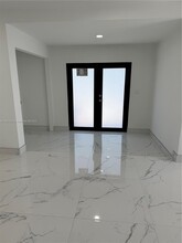 1045 NW 58th Terrace in Miami, FL - Building Photo - Building Photo