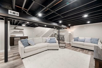5641 W 64th St in Chicago, IL - Building Photo - Building Photo