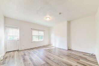 24 Penelope St in Pittsburgh, PA - Building Photo - Building Photo