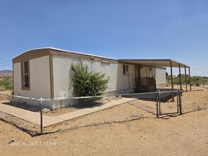 3635 Bowie Rd in Golden Valley, AZ - Building Photo - Building Photo