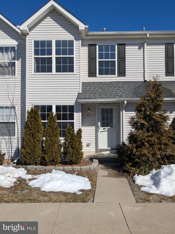 25 Millstream Rd in Laurel Springs, NJ - Building Photo - Building Photo