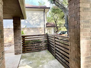 1212 Weatherford Dr in Austin, TX - Building Photo - Building Photo