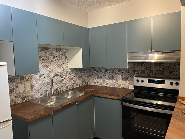 121 2nd St S, Unit Shyenne Apartments