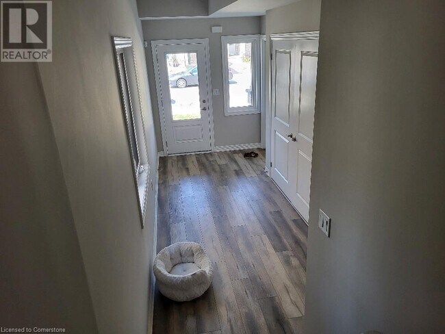 146 Sonoma Ln in Stoney Creek, ON - Building Photo - Building Photo