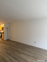 15 Greenwich Ave in Stamford, CT - Building Photo - Building Photo