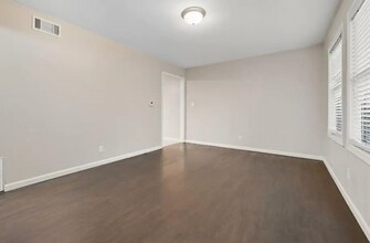 11217 W 69th Ter in Shawnee, KS - Building Photo - Building Photo