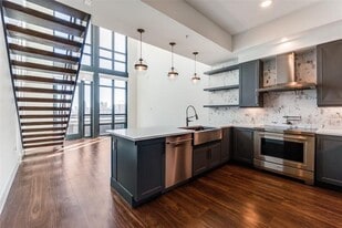 3611 Congress Ave in Dallas, TX - Building Photo