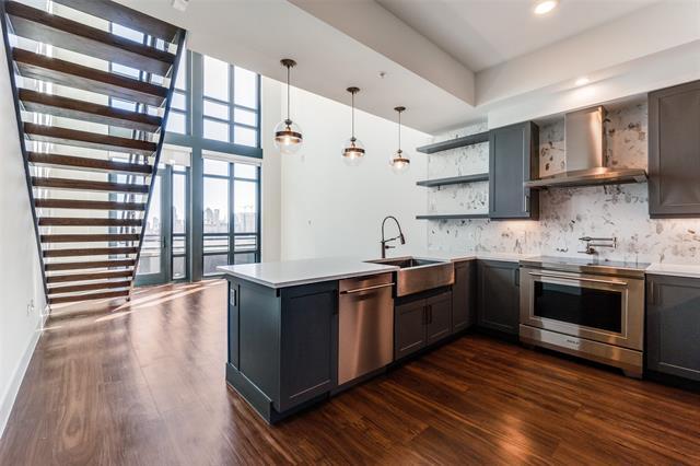 3611 Congress Ave in Dallas, TX - Building Photo