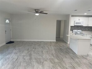 4733 Ohio Ave in Tampa, FL - Building Photo - Building Photo