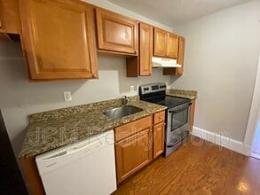 44 Floyd St in Boston, MA - Building Photo - Building Photo