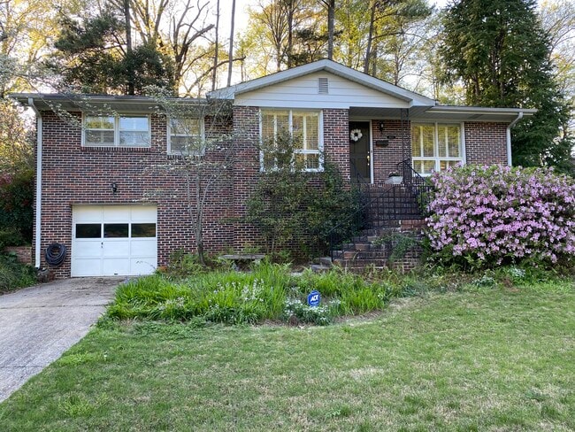 property at 4657 Clairmont Ave