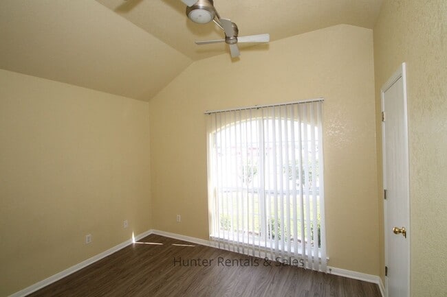 property at 2506 Eastwood Dr