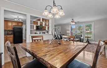 711 Indigo Ave in Cayce, SC - Building Photo - Building Photo