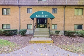 3 Karena Dr in Taunton, MA - Building Photo - Building Photo