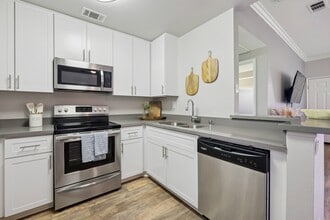 Paloma Summit Condominium Rentals in Foothill Ranch, CA - Building Photo - Building Photo