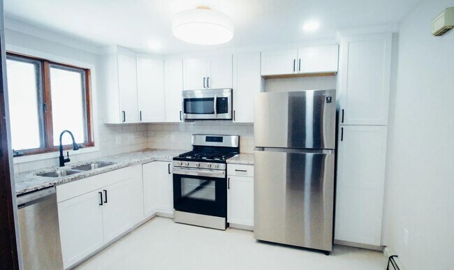 532 Tacoma Ave, Unit 2 in Buffalo, NY - Foto de edificio - Building Photo