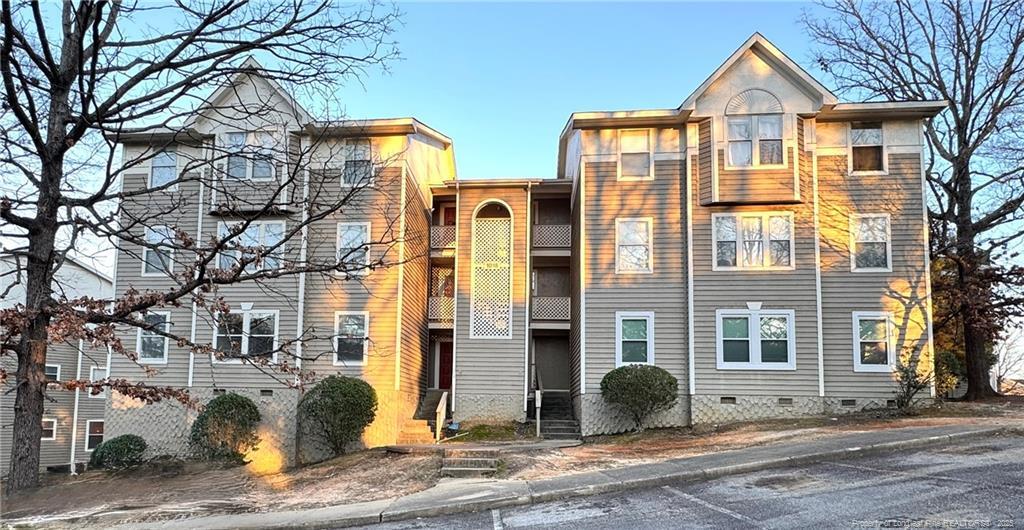 1018 Brookhollow Dr in Fayetteville, NC - Building Photo