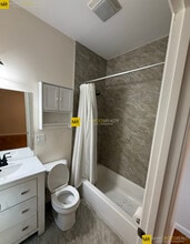 271 Ferry St, Unit 2 in Malden, MA - Foto de edificio - Building Photo
