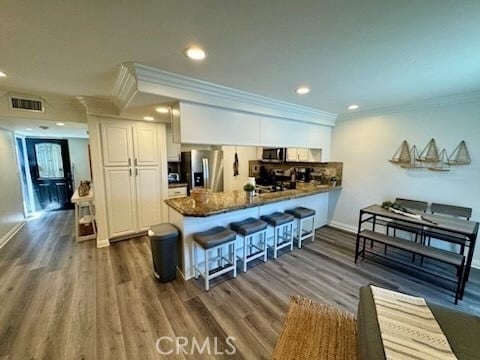 127 29th St, Unit 1 in Newport Beach, CA - Foto de edificio - Building Photo