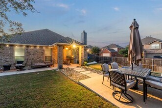 201 Whitman Dr in McKinney, TX - Building Photo - Building Photo