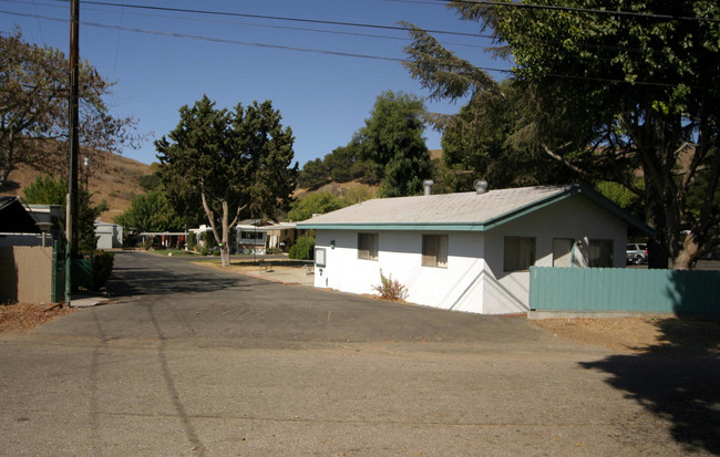 Lake Casitas Mobile Home Estates in Oak View, CA - Building Photo - Building Photo