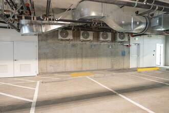 RUMI at King in Berkeley, CA - Foto de edificio - Building Photo