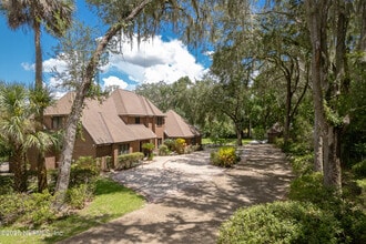 108 N Bartram in San Mateo, FL - Building Photo - Building Photo