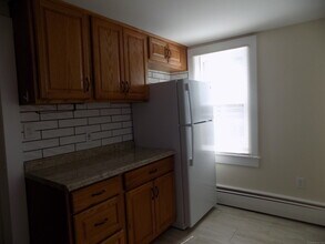 6 Hillside Ave in New Milford, CT - Building Photo - Building Photo