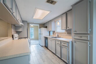 523 International Village Dr in Humble, TX - Building Photo - Building Photo