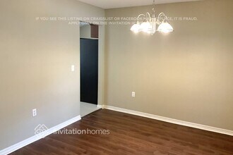 1334 Scattered Pines Pl in Zephyrhills, FL - Building Photo - Building Photo