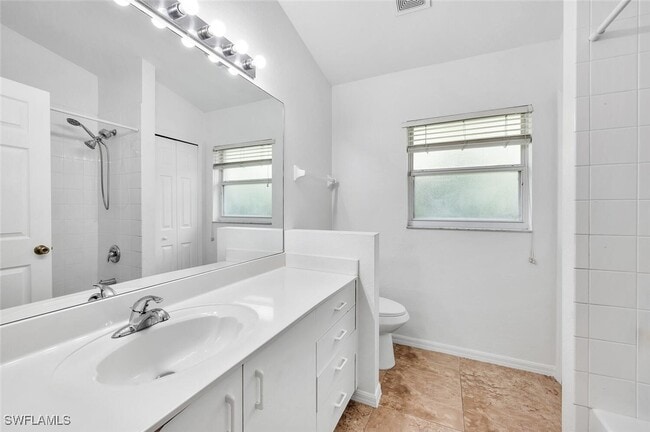 property at 1094 Grove Dr