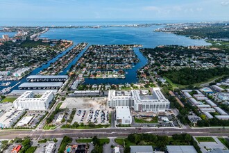 Marina Club Apartment homes in St. Petersburg, FL - Building Photo - Building Photo