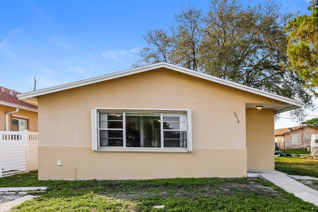 property at 2218 Farragut St