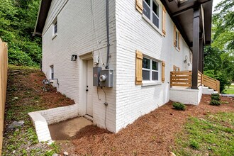 917 S Forrest Dr in Birmingham, AL - Building Photo - Building Photo