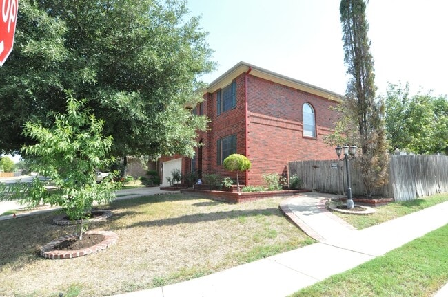 12427 Zeller Ln in Austin, TX - Building Photo - Building Photo