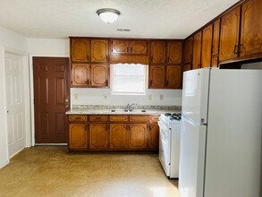 812 E Tinsley St in Griffin, GA - Building Photo - Building Photo