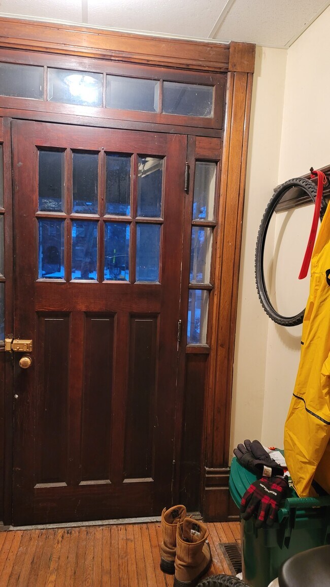 50 Vansittart Av in Woodstock, ON - Building Photo - Building Photo